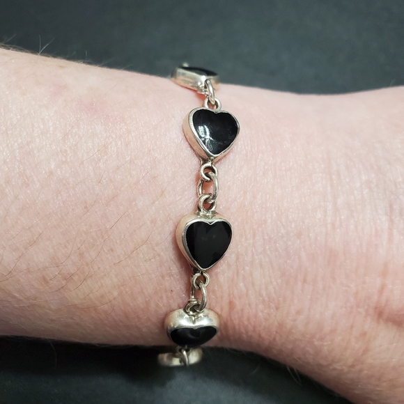 Jewelry - Sterling silver black enamel heart bracelet